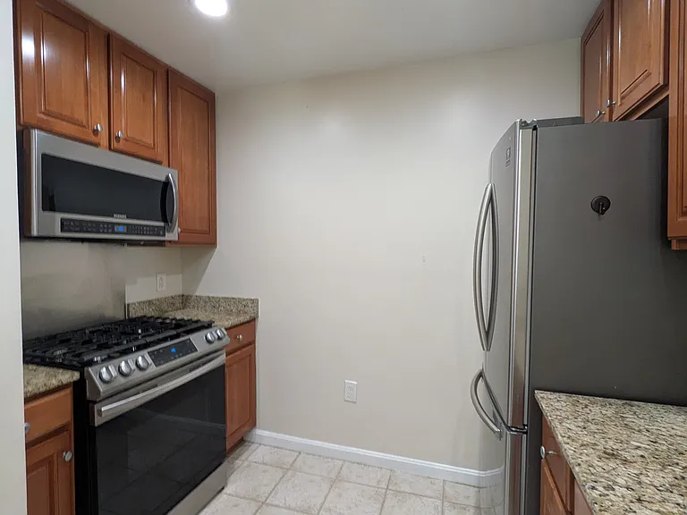 11710 Old Georgetown Rd #1605 — Photo 8