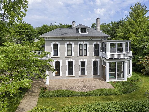 2nd image of 151 Belle Ave