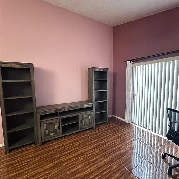 138 Pinewood Cir — Photo 4