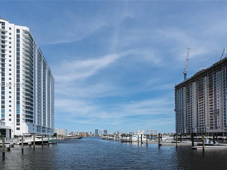 17301 Biscayne Blvd #1008 — Photo 27