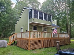 305 Brier Crest Rd, Blakeslee, PA 18610