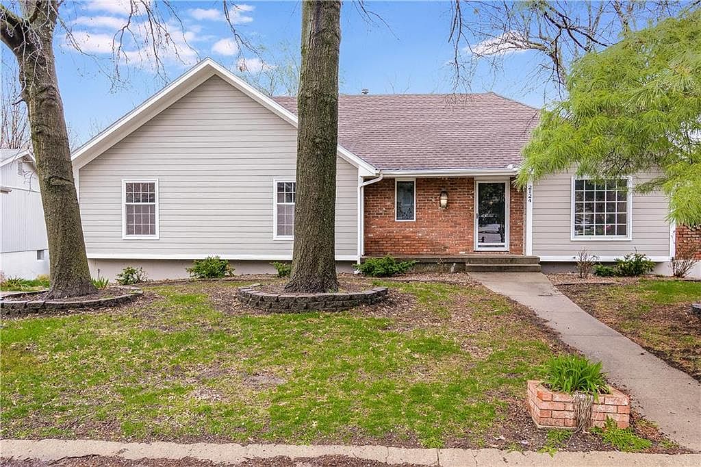 2124 NW 10th St, Blue Springs, MO 64015 Zillow