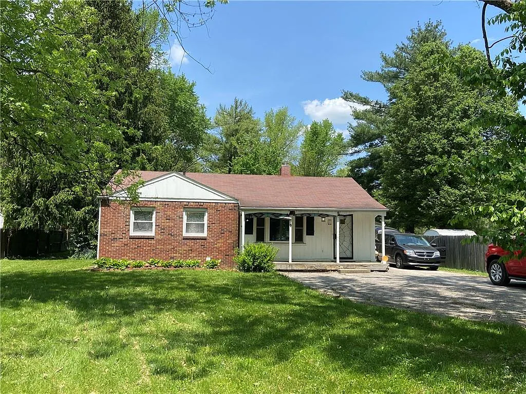 2016 Mayfair Dr photo 1