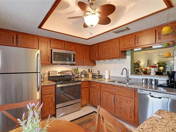 2nd image of 871 New York Ave APT 308