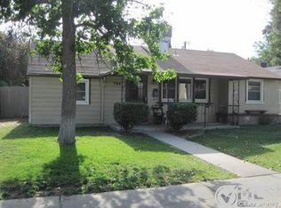7447 Louise Ave, Van Nuys, CA 91406