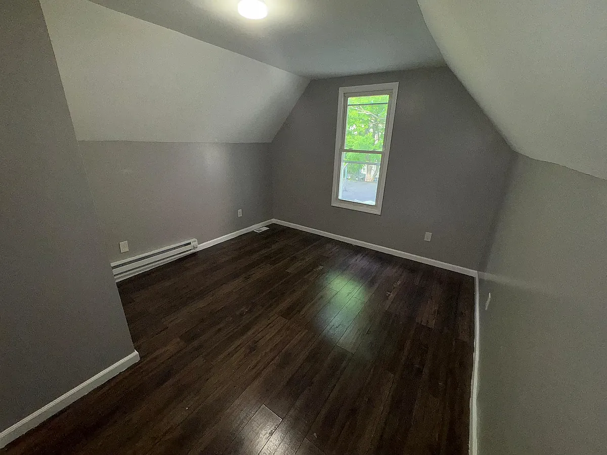 Building Photo - 748 S 16th St #6D