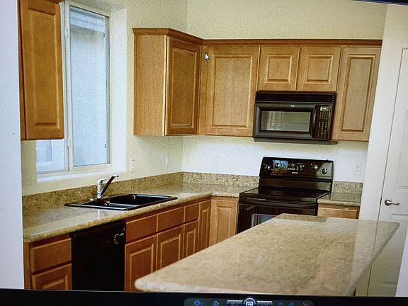 2nd image of 44235 W Palmen Dr