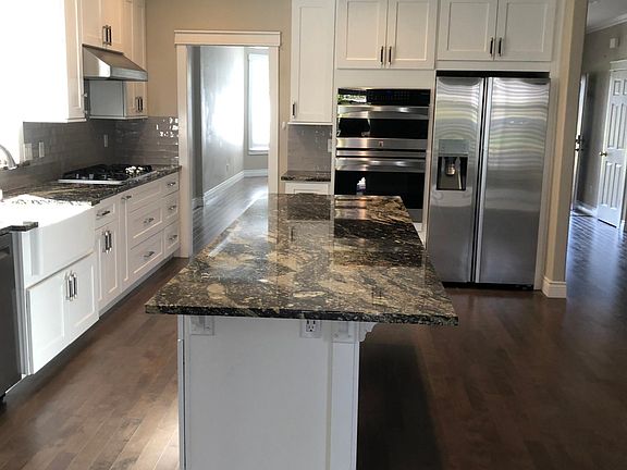 3rd image of 11504 SE 26th Cir