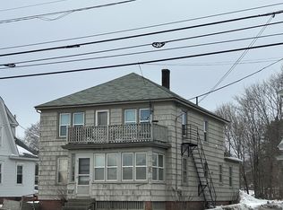 522 Sabattus St, Lewiston, ME 04240