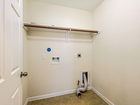 5th image of 6014 Watford Bnd