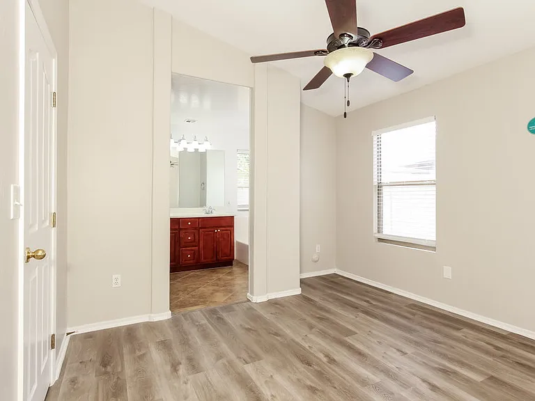 305 N Abalone Dr — Photo 7