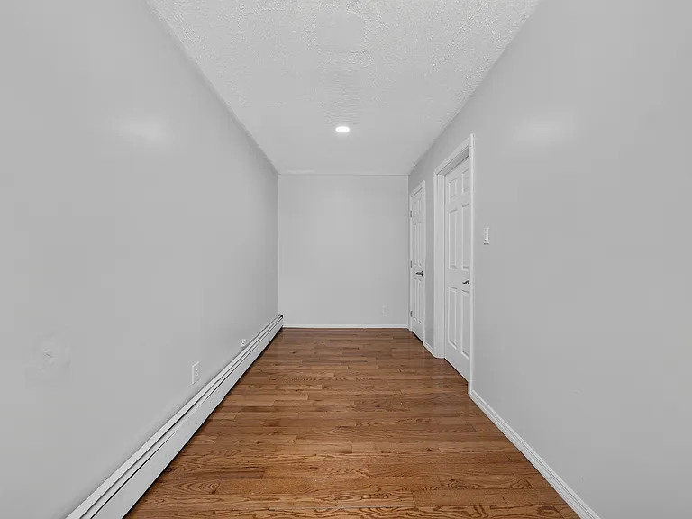 1510 Beach 12th St #2 — Photo 20