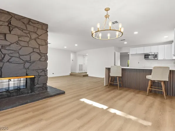 4681 Lancer Way, Las Vegas, NV 89121