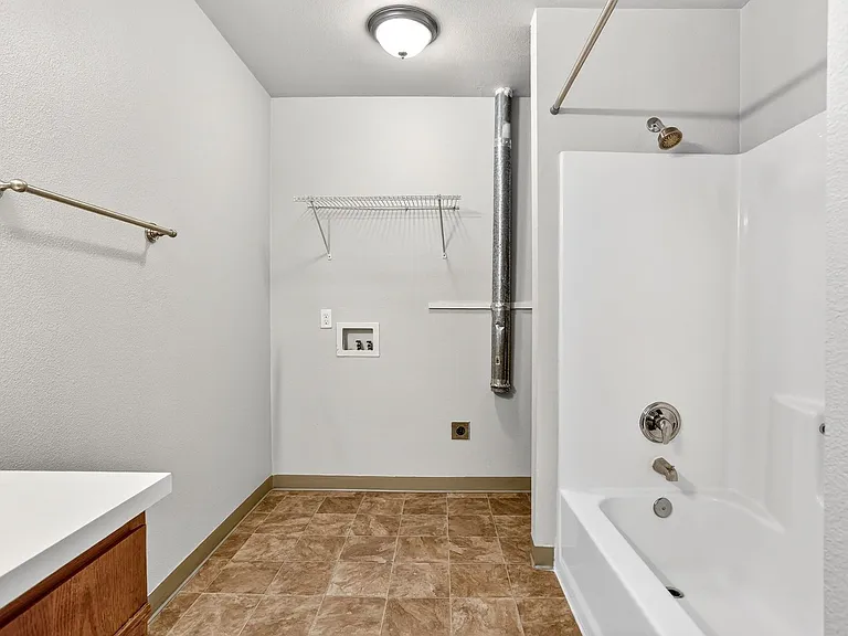 13024 SE Tessa St — Photo 16