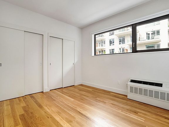 3rd image of 595 Baltic St #K3