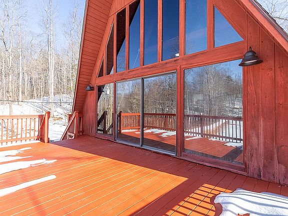 5th image of 225 Opus Ln