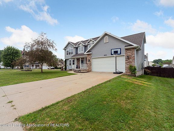 3rd image of 2673 Brigantine Dr