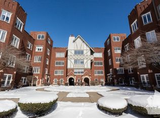 2454 W Estes Ave UNIT 2, Chicago, IL 60645
