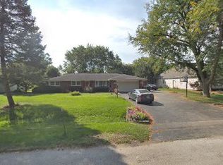 23W681 Ardmore Ave, Roselle, IL