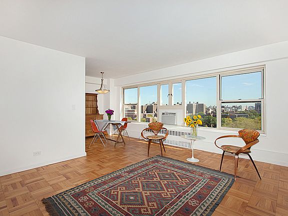 3rd image of 130 Saint Edwards St APT 12D