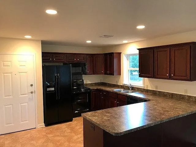 432 Lafayette St — Photo 8
