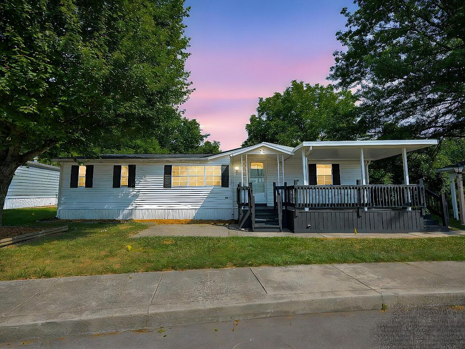 1st image of 36 Ravine Ridge Dr