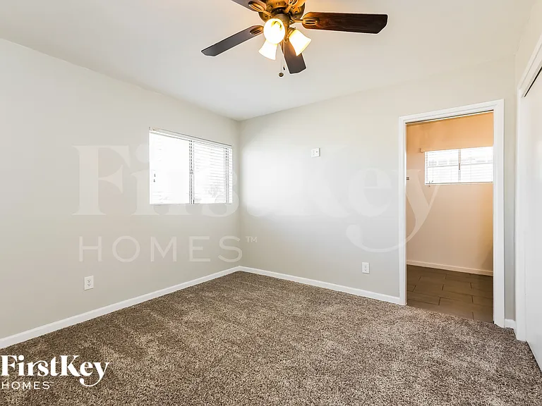 2025 W Campbell Ave — Photo 10