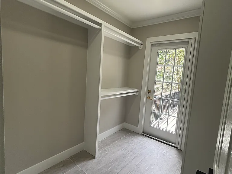 5907 Skyline Dr — Photo 13