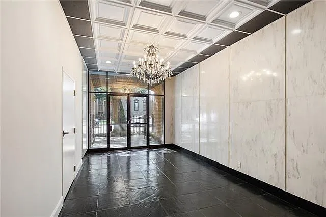 3305 Saint Charles Ave #D — Photo 2