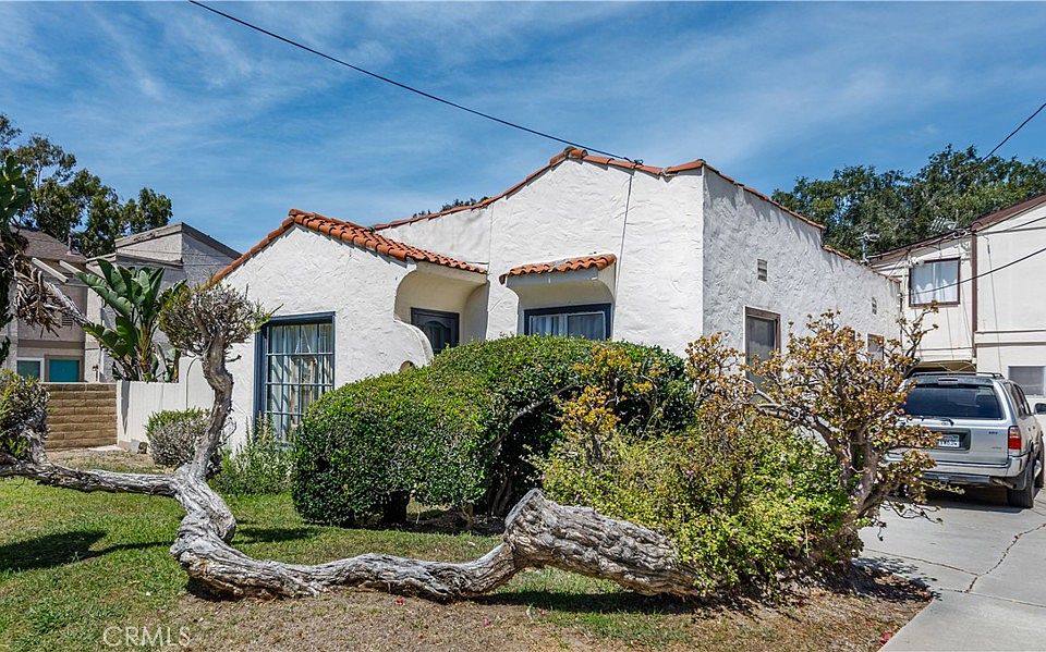 1st image of 2653 Santa Ana Ave
