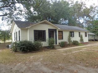 304 Glenn St, Crystal Springs, MS 39059