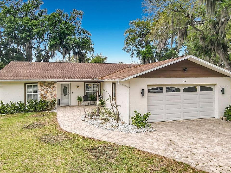 1st image of 1712 Needle Palm Dr