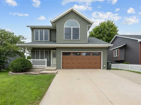 1566 Hemingway Ln, Iowa City, IA 52240