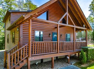 2838 Seth Rd, Pigeon Forge, TN 37863