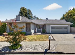 4340 Cox Dr, Santa Rosa, CA 95409