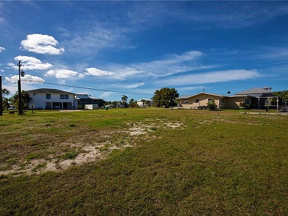 4th image of 24286 Buccaneer Blvd