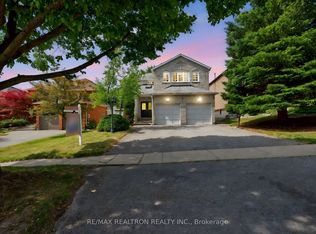 351 Kirby Cres, Newmarket, ON L3X1G8