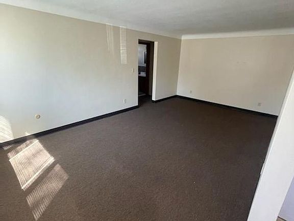 4th image of 1721 7th St E #2