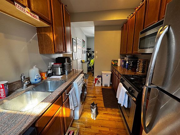 5th image of 4718-24 N Bernard St #3E