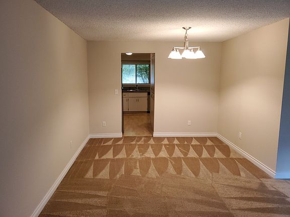 4th image of 13600 NE 18th St APT 18