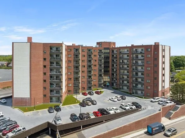 90 Quincy Shore Dr APT 501, Quincy, MA 02171