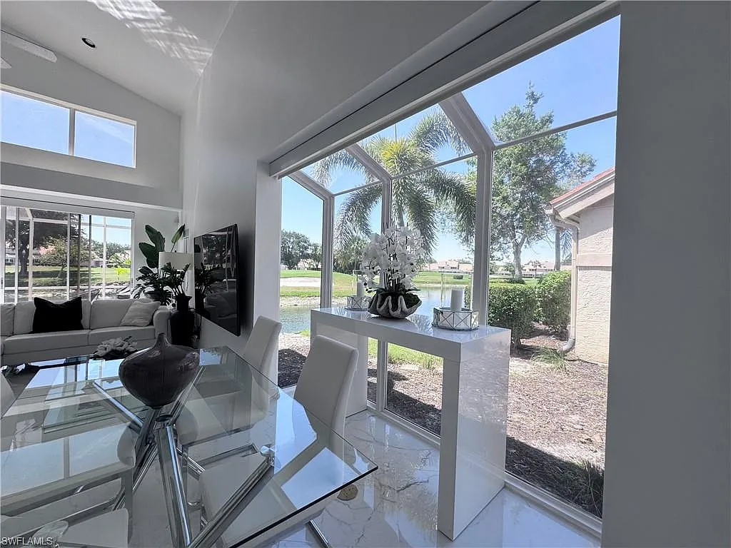 3 bed, 2.5 bath, 1800 sqft, $3,800 — Photo 2