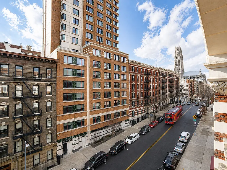 515 W 122nd St #52 — Photo 7