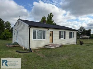 961 Sugartree Church Rd, Danville, VA 24540