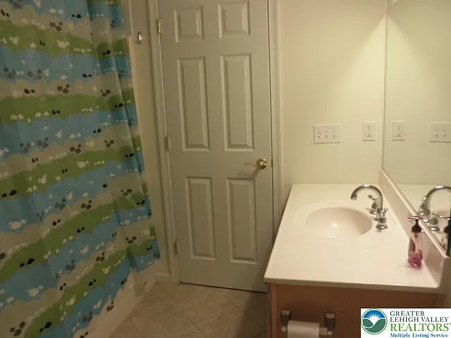 4160 Ross Rd — Photo 24