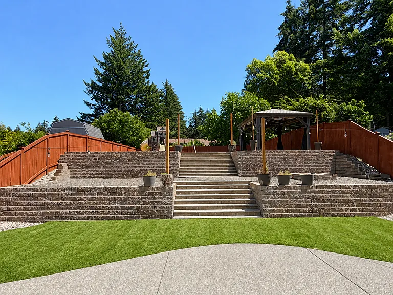 3918 Southlake Dr SE — Photo 21
