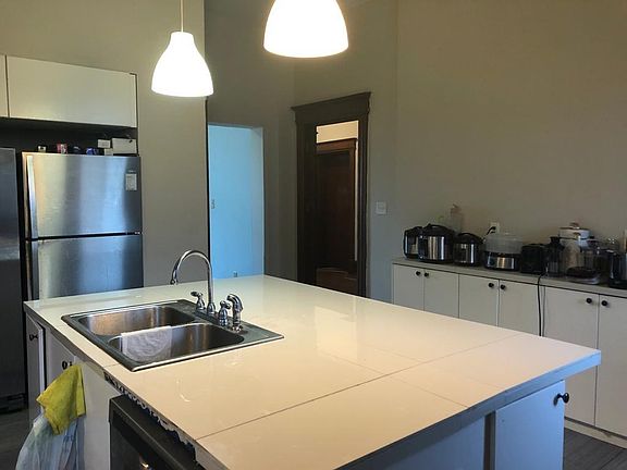 4th image of 308 McGregor Ave