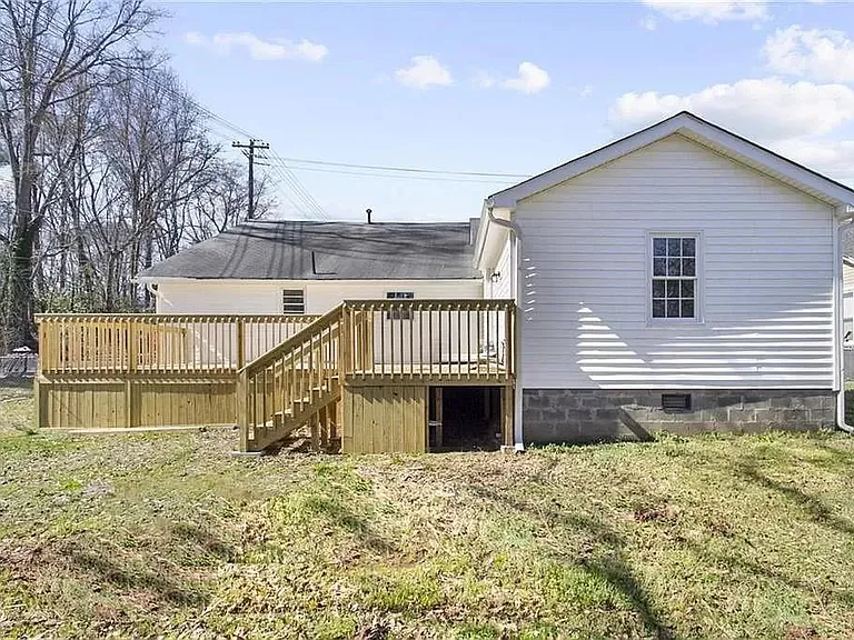 28 Plum St — Photo 14