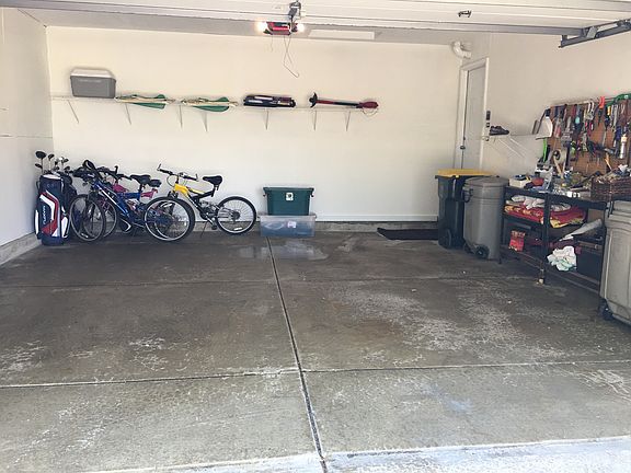 3rd image of 1226 Easton Dr