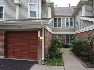 1343 S Old Wilke Rd, Arlington Heights, IL 60005